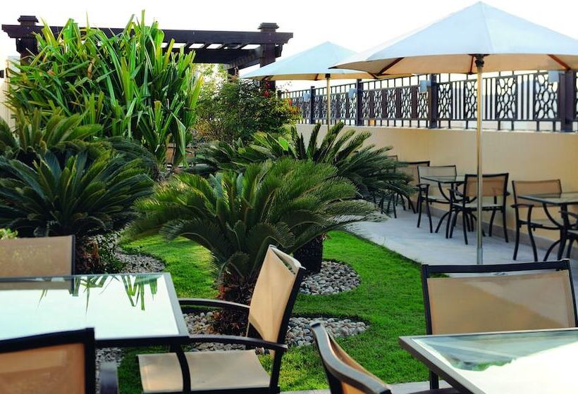 Fotos del hotel Mövenpick  Apartments Al Mamzar Dubai:  28