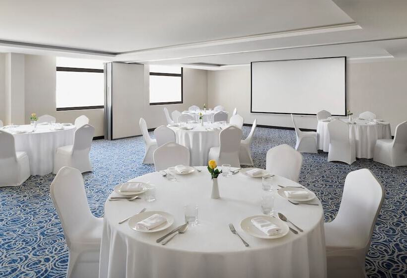 Fotos del hotel Mövenpick  Apartments Al Mamzar Dubai:  18