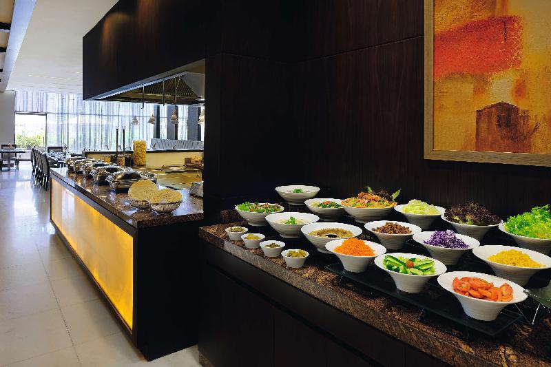 Fotos del hotel Mövenpick  Apartments Al Mamzar Dubai:  12