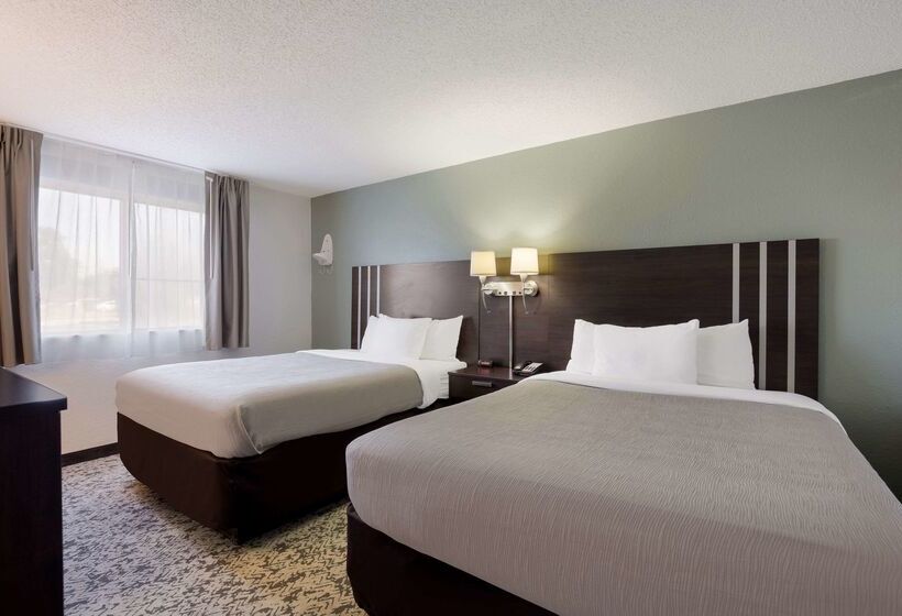 هتل Quality Inn Hall Of Fame