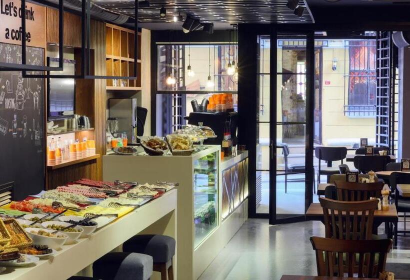 Fotos del hotel Suiteness Taksim:  2