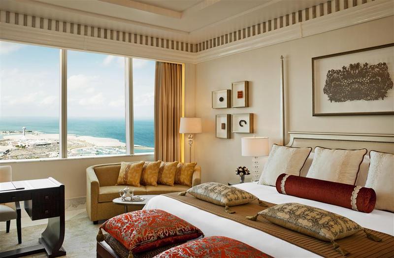 هتل The St. Regis Abu Dhabi
