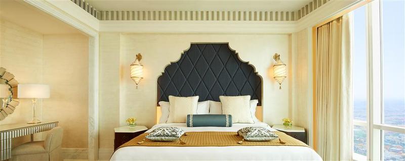 هتل The St. Regis Abu Dhabi