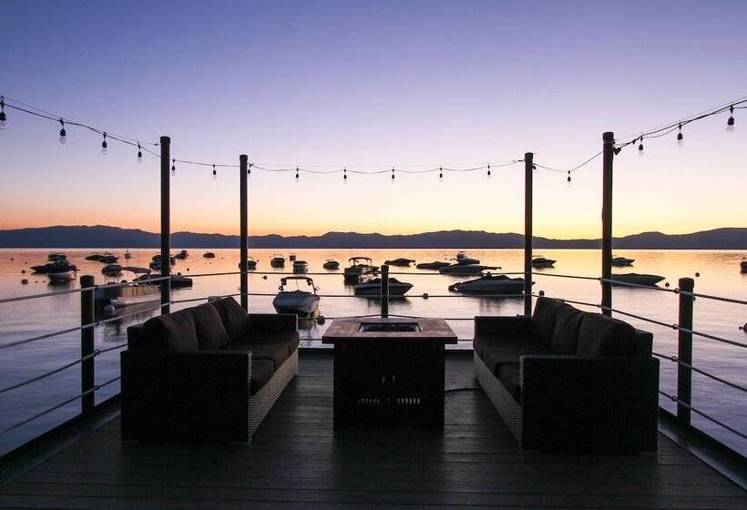 هتل West Shore Cafe And Inn
