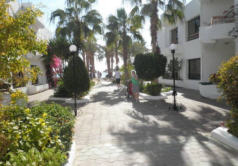 Marlin Inn Azur Resort