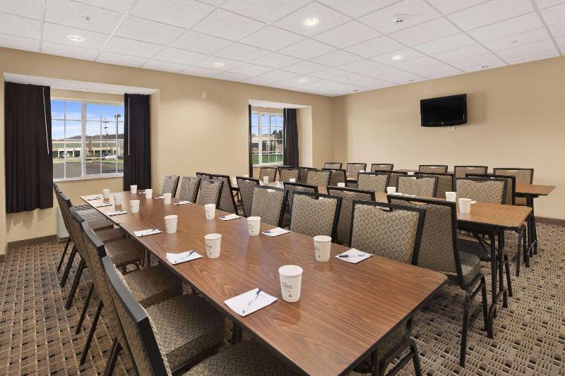 Microtel Inn & Suites Sayre, Pa