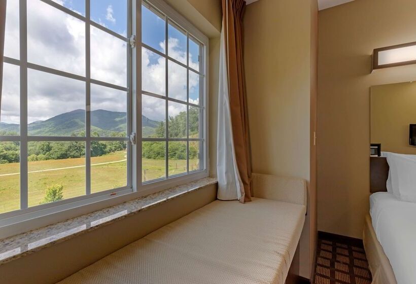 Microtel Inn & Suites By Wyndham Sylva Dillsboro Area