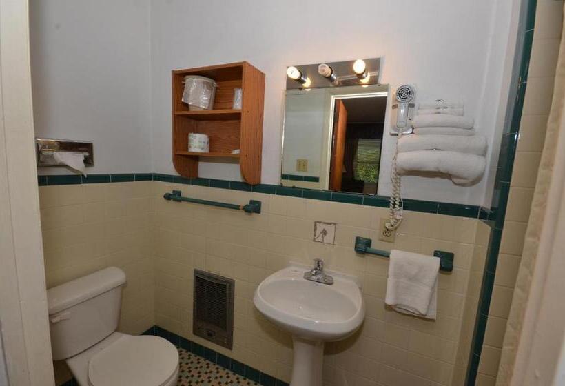 モーテル Budget Host Inn