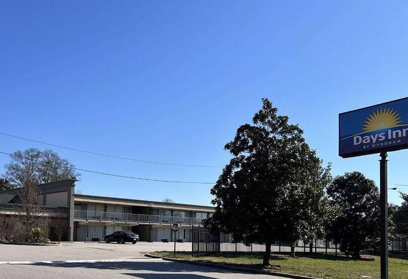مُتل Days Inn By Wyndham Monroe Nc