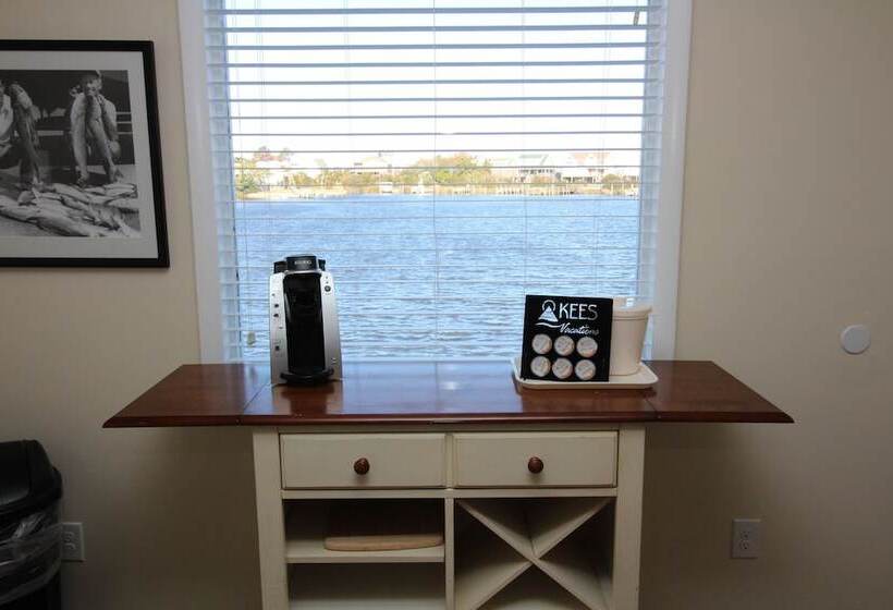 مُتل Fin  N Feather Waterside Inn By Kees Vacations