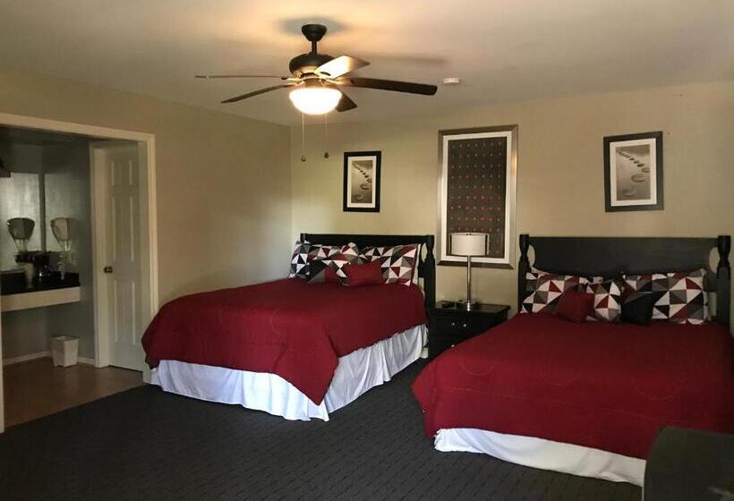استراحتگاه Columbia Lakes Hotel & Conference Center