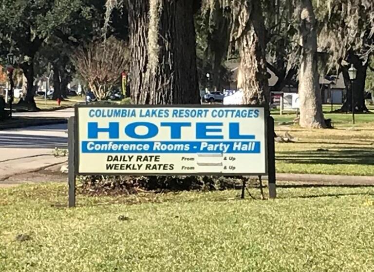 استراحتگاه Columbia Lakes Hotel & Conference Center