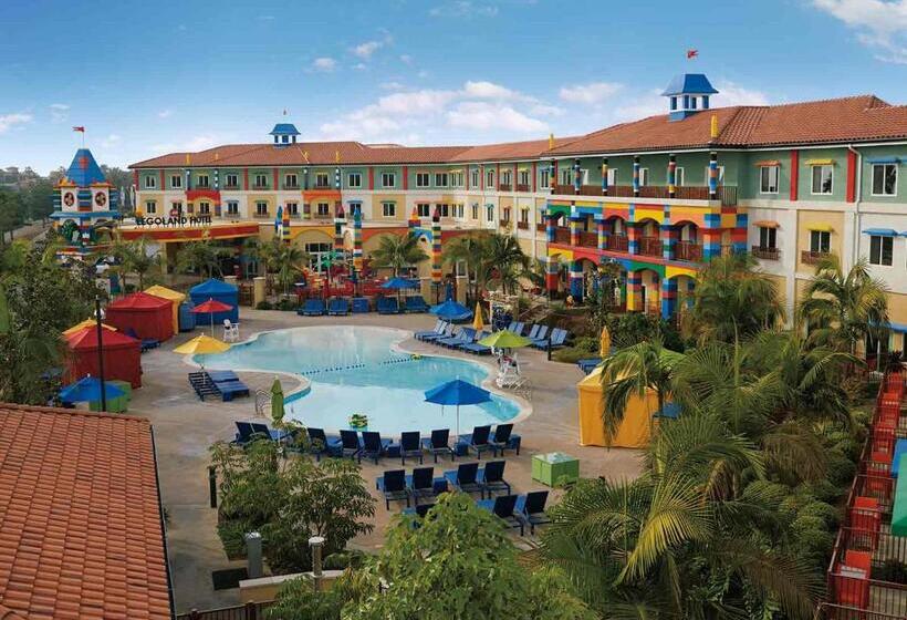 استراحتگاه Legoland California Hotel and Castle