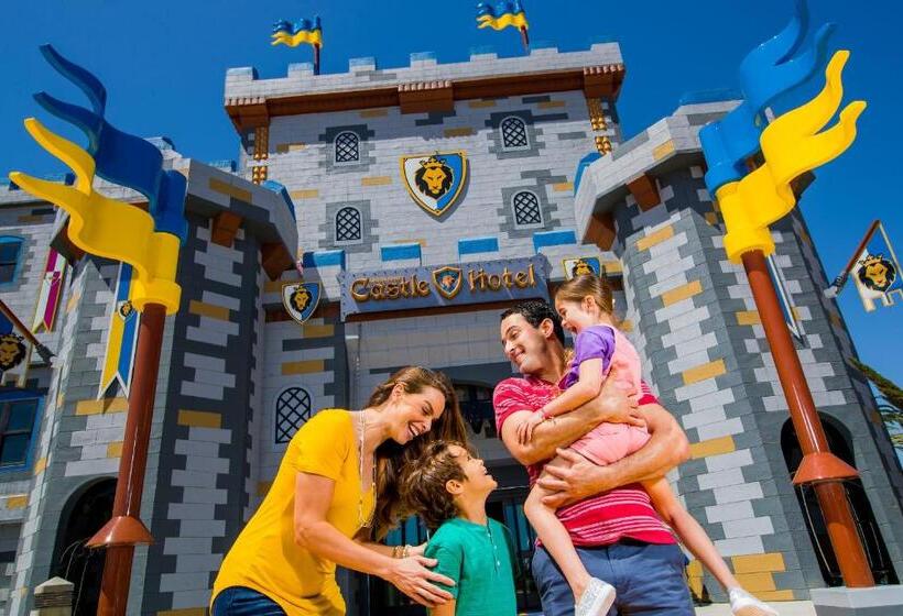استراحتگاه Legoland California Hotel and Castle