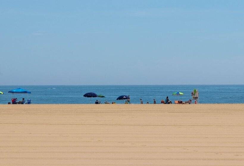 Rideau Oceanfront Motel