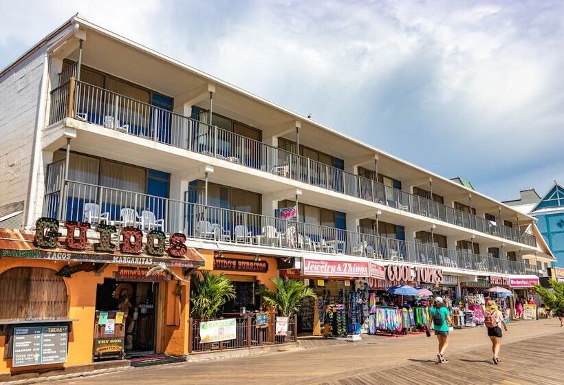 Rideau Oceanfront Motel