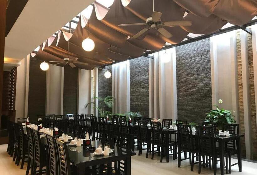 هتل Grand Mega