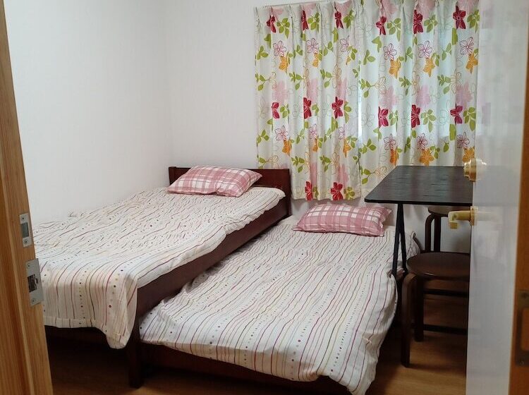 ホテル Minshuku Robinson