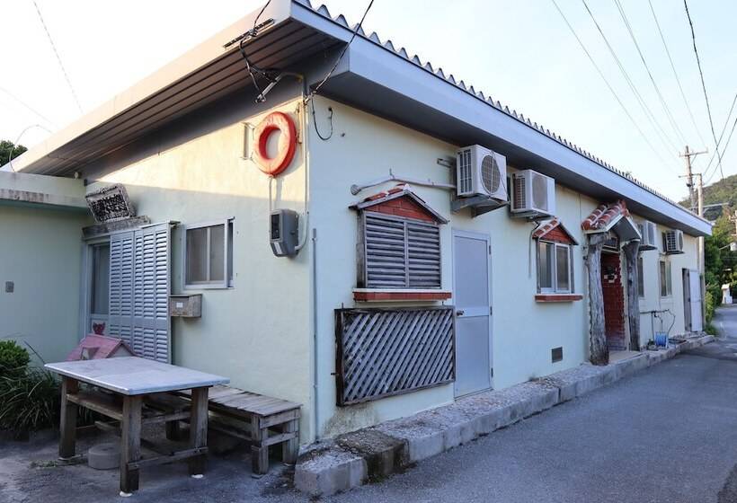 ホテル Minshuku Robinson