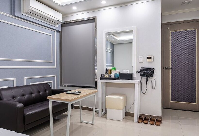 Hotel Pyeongtaek Lx