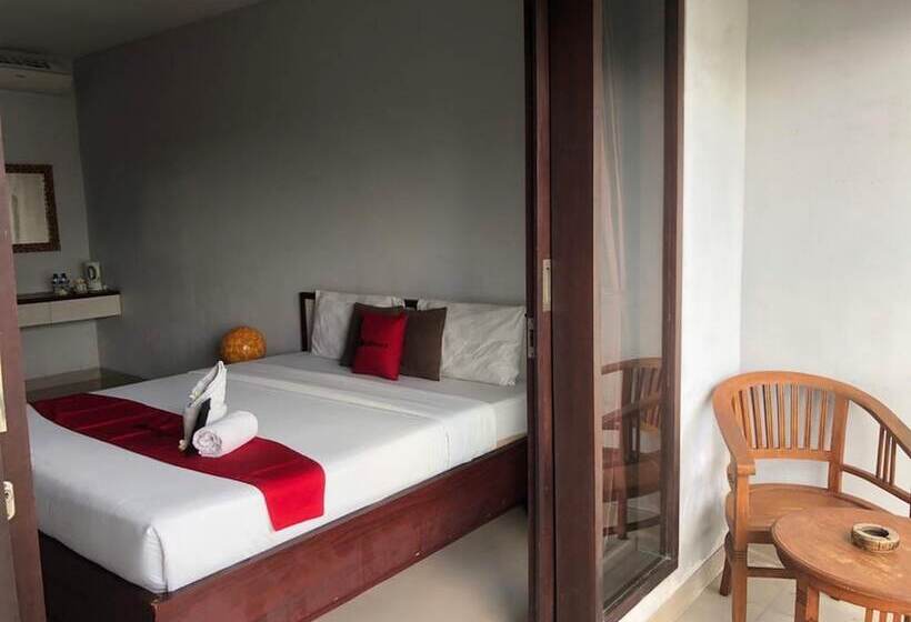 هتل Reddoorz Near Jimbaran Beach 2