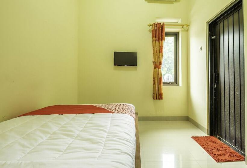 هتل Zleepy Sasana Budaya By Oyo Rooms