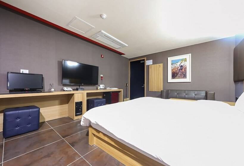 מוטל Mungyeong Jeomchon New