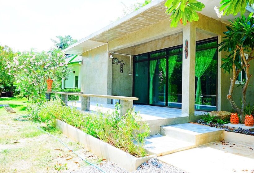 هتل Baan Lung Yod Resort Keangkrachan