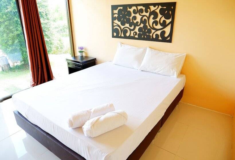 هتل Baan Lung Yod Resort Keangkrachan