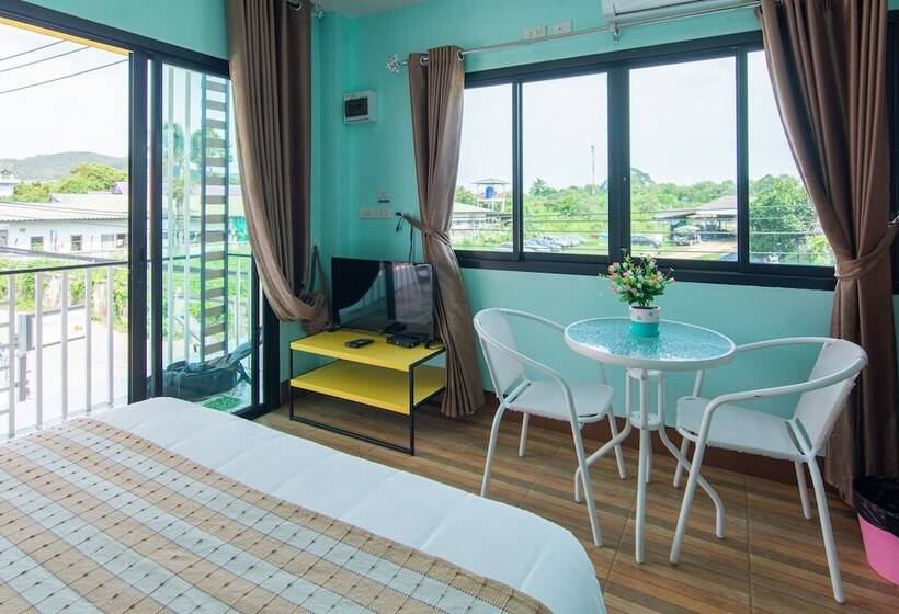 Hotel Brown Home Sattahip @ 19