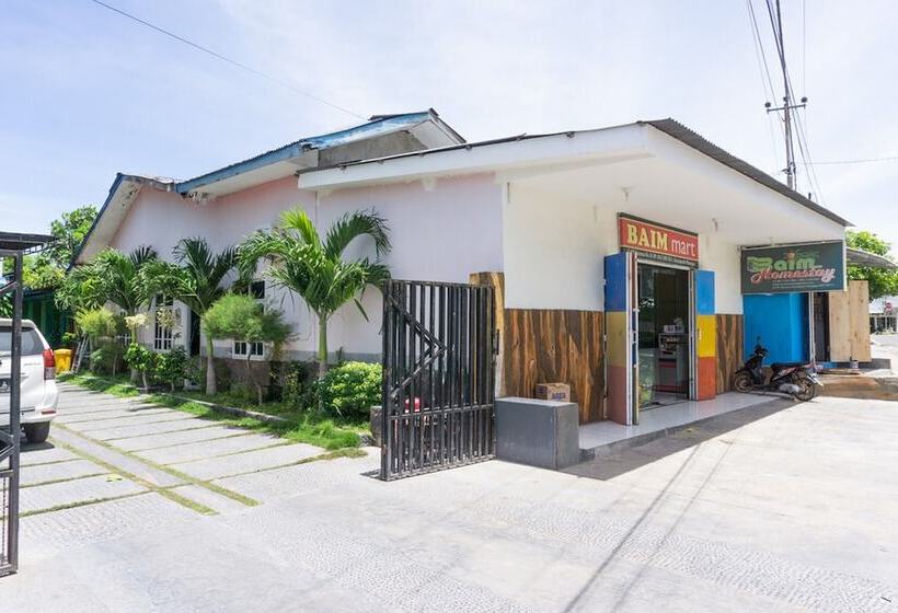 هتل Reddoorz @ Mt Haryono Street Waingapu