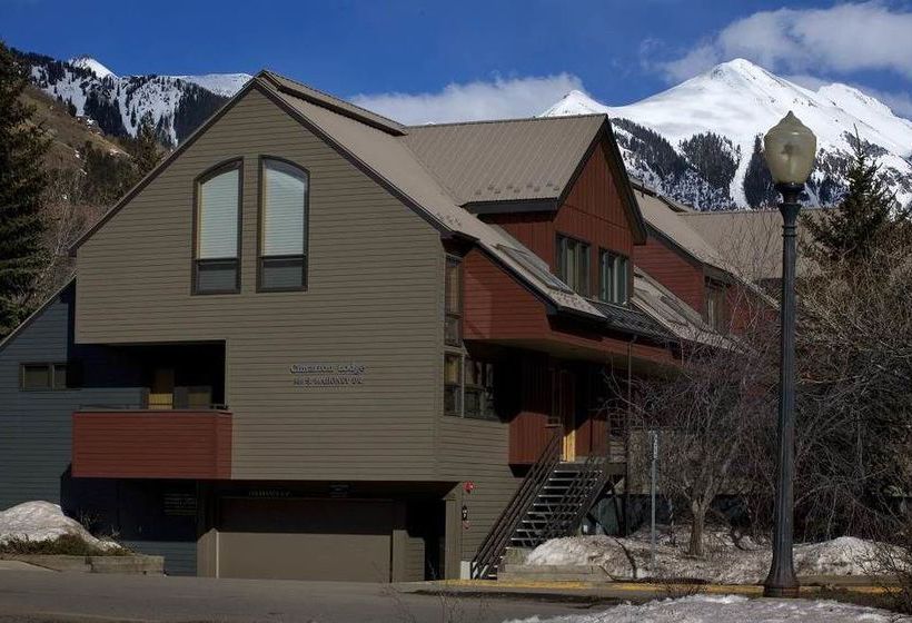 Cimarron Lodge