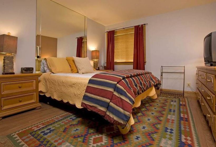 Cimarron Lodge