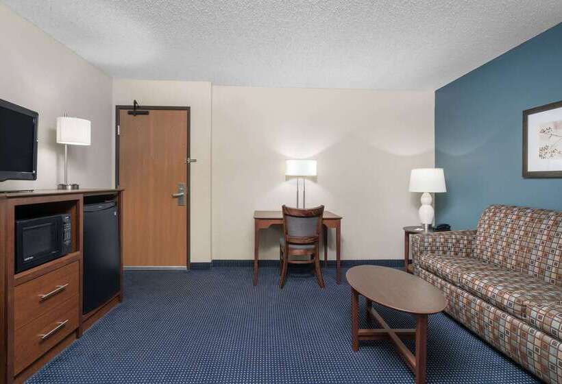 Hotel Americinn By Wyndham Fort Dodge