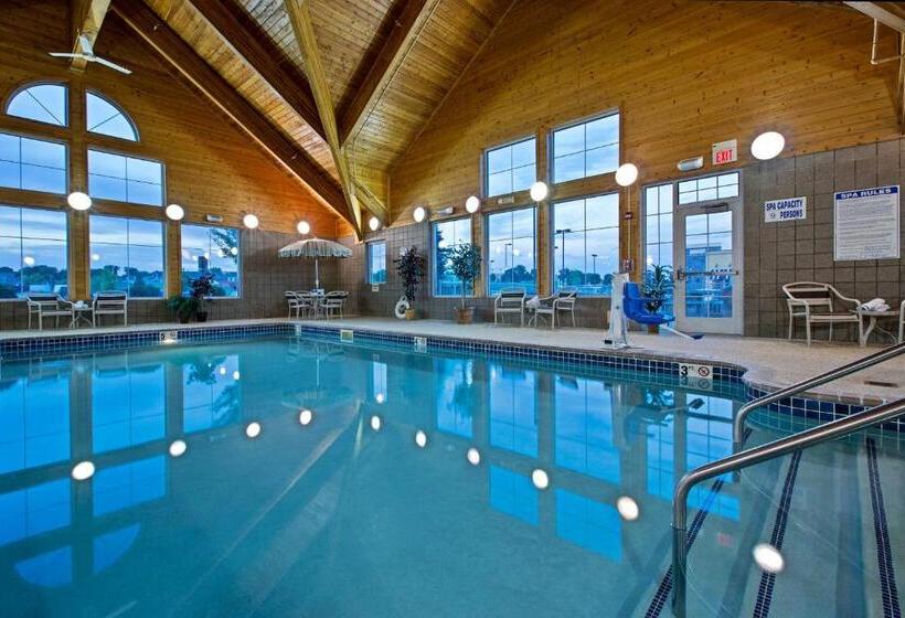 هتل Amerivu Inn And Suites Waconia