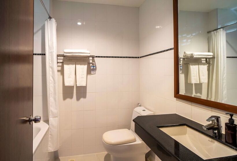 هتل Best Western Phuket Ocean Resort