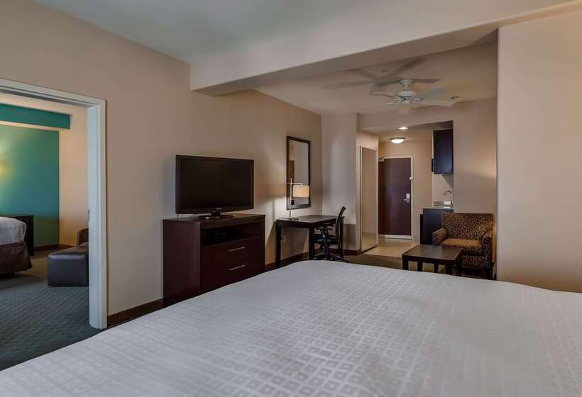 هتل Best Western Plus Midland Suites