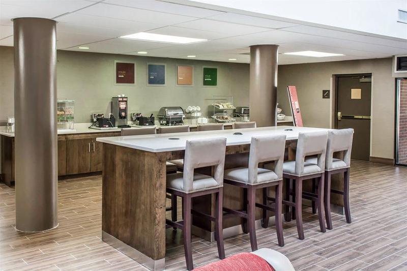 בית מלון כפרי Comfort Suites Near Potomac Mills