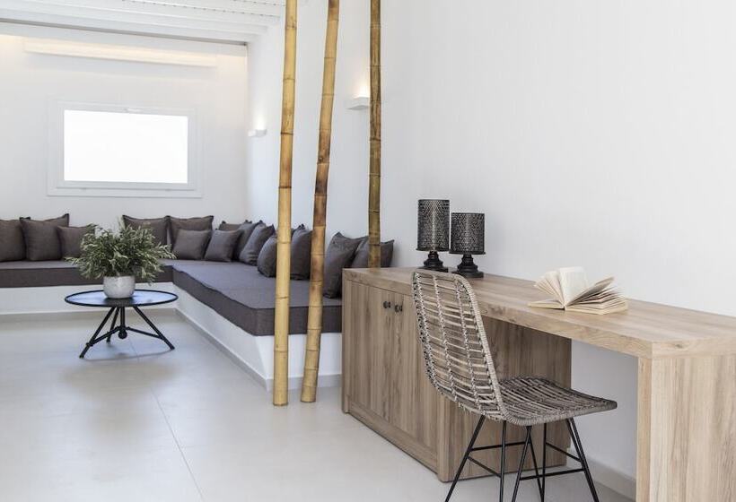 هتل Ftelia Bay Boutique