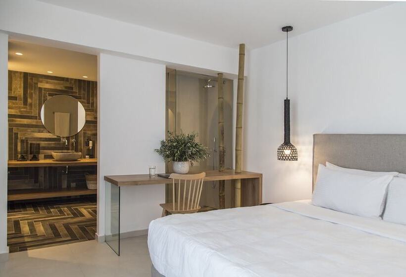 هتل Ftelia Bay Boutique