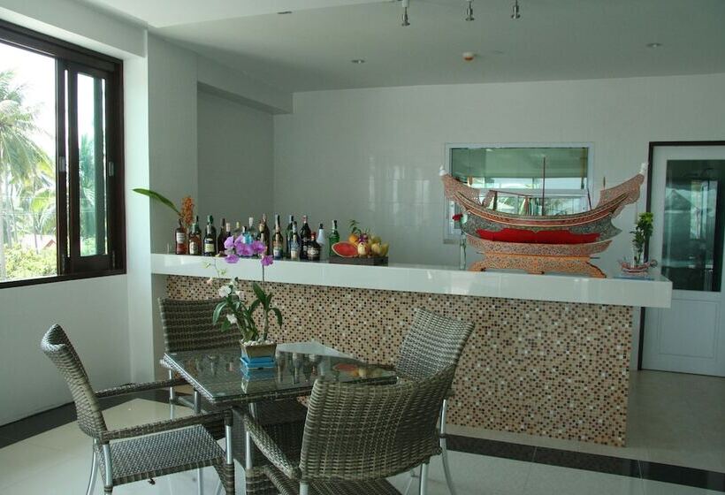 هتل Grand Hill Residence