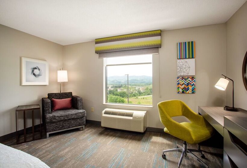 هتل Hampton Inn Elkins