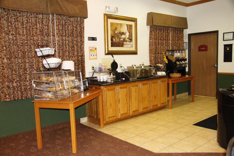 Отель Horizon Inn & Suites
