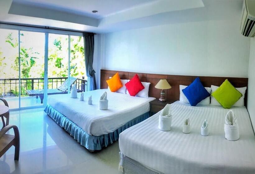 هتل Kirati Beach Resort
