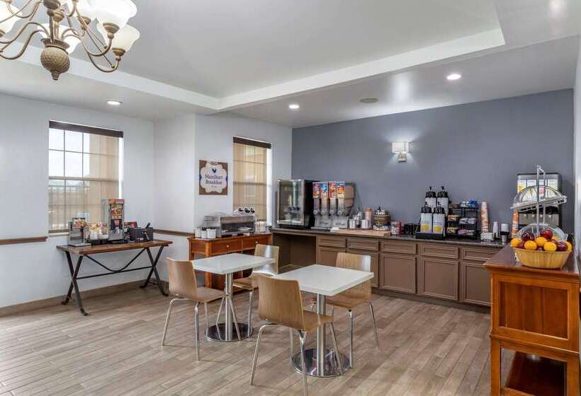 בית מלון כפרי Mainstay Suites Port Arthur  Beaumont South