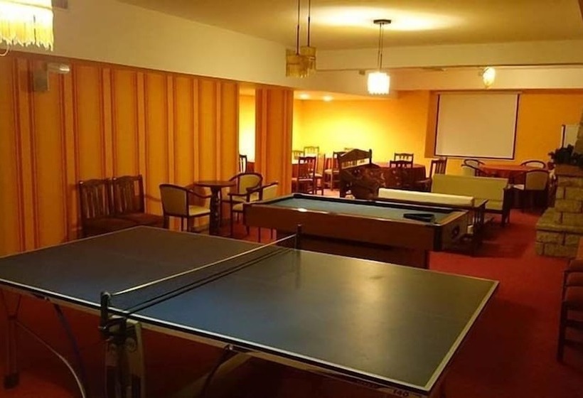 هتل Pindos Palace
