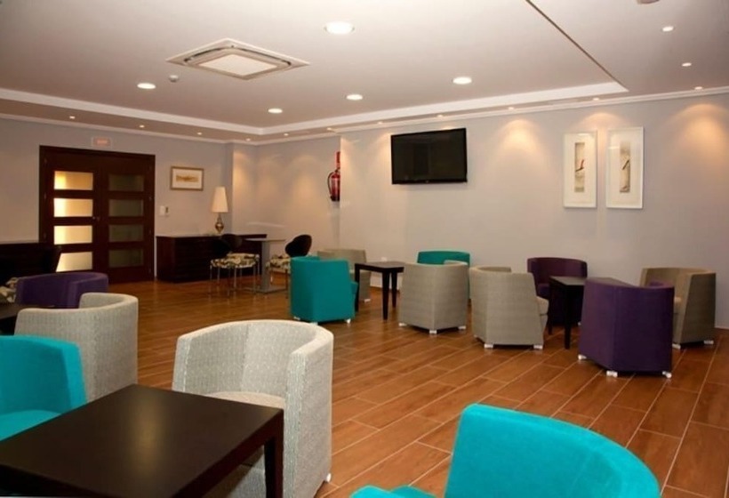 Hotel Rural Y Apartamentos Quinto Cecilio en Medellín Destinia