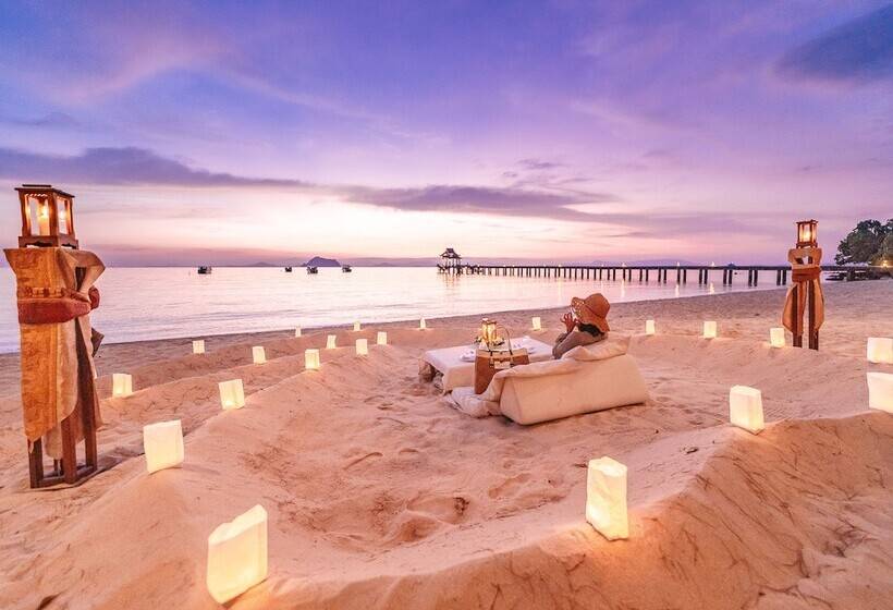 هتل Santhiya Koh Yao Yai Resort & Spa   Compulsory Join Santhiya Speedboat From To Ao Po Grand Marina At