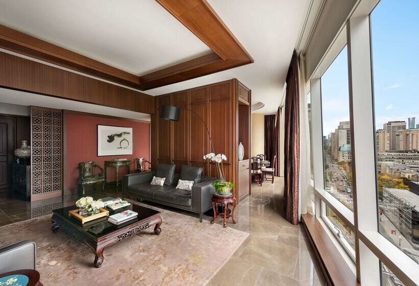 هتل Shangrila Toronto