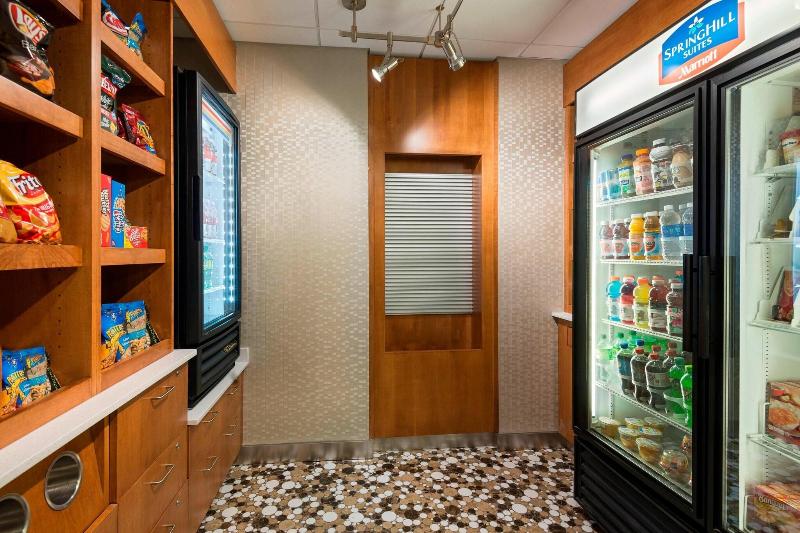 בית מלון כפרי Springhill Suites Fort Myers Airport